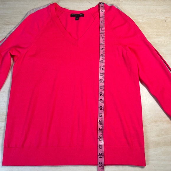 Banana Republic Extra Fine Merino V Neck Sweater Bright Pink Size L - Picture 7 of 11